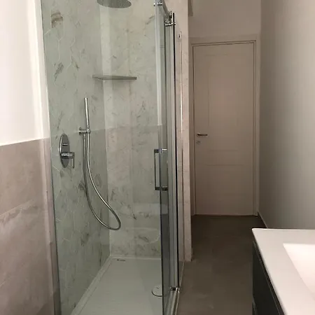 Guesthero - - Accanto Clinica Sant'ambrogio Daire Milano